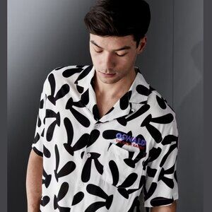 Disney100 Anniversary Oswald The Lucky Rabbit Woven Shirt -‎ SZ S